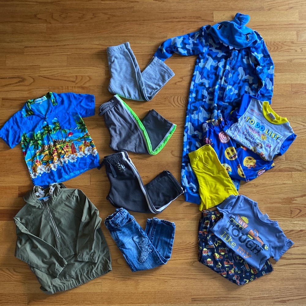 Bundle of 12 Items! Boys size 4